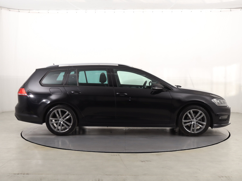 Volkswagen Golf, 2016