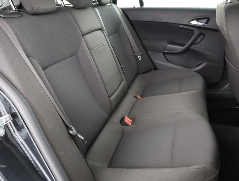 Opel Insignia, 2012