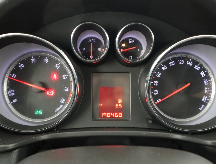 Opel Insignia, 2012
