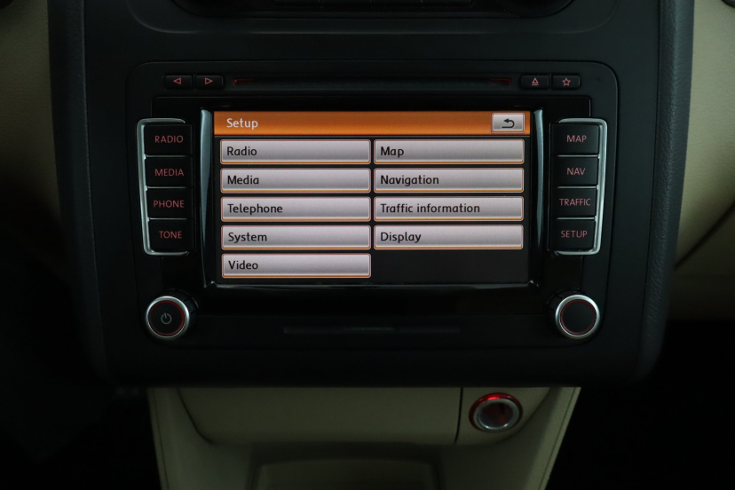 Volkswagen Touran, 2011