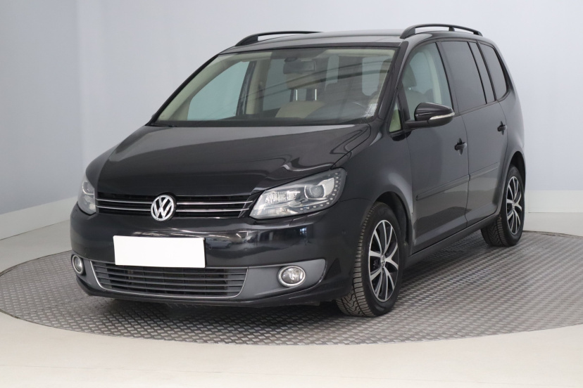 Volkswagen Touran, 2011