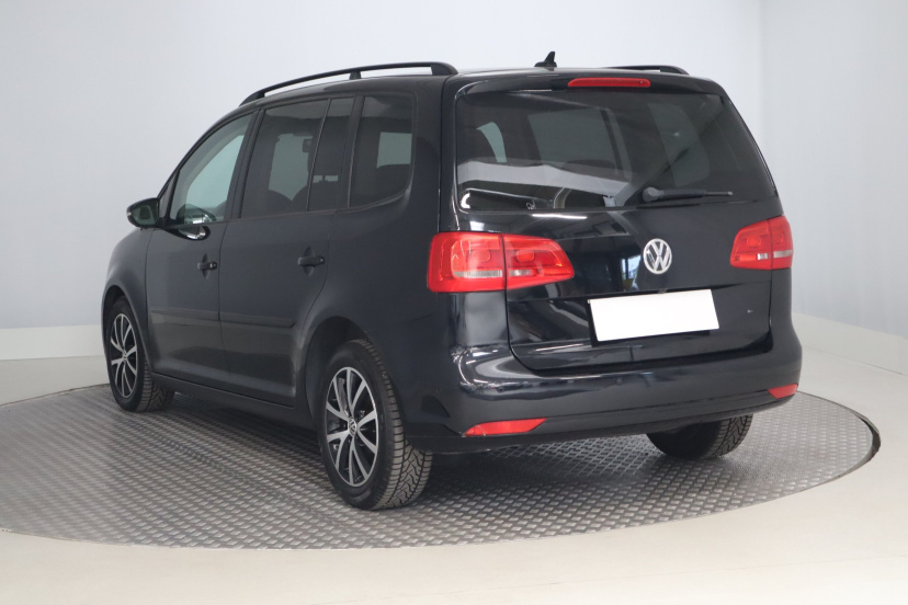 Volkswagen Touran, 2011