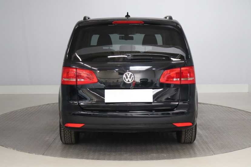 Volkswagen Touran, 2011