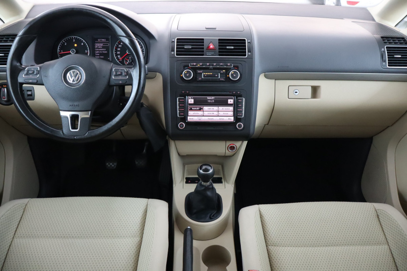 Volkswagen Touran, 2011