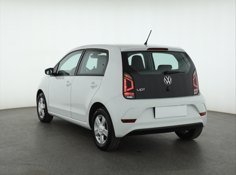Volkswagen Up!, 2022