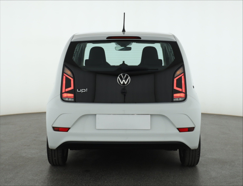 Volkswagen Up!, 2022
