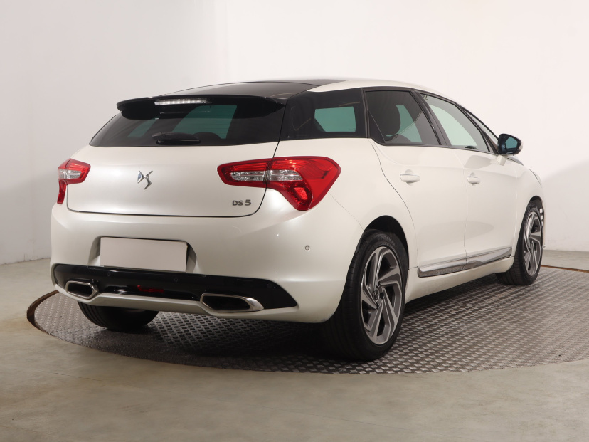 DS 5, 2017