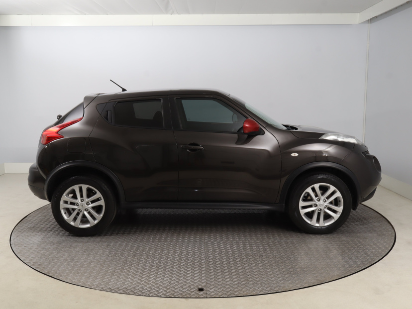 Nissan Juke, 2012