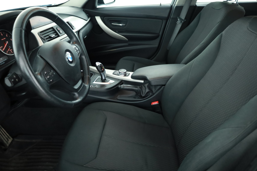 BMW 3, 2019