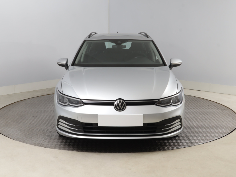 Volkswagen Golf, 2021