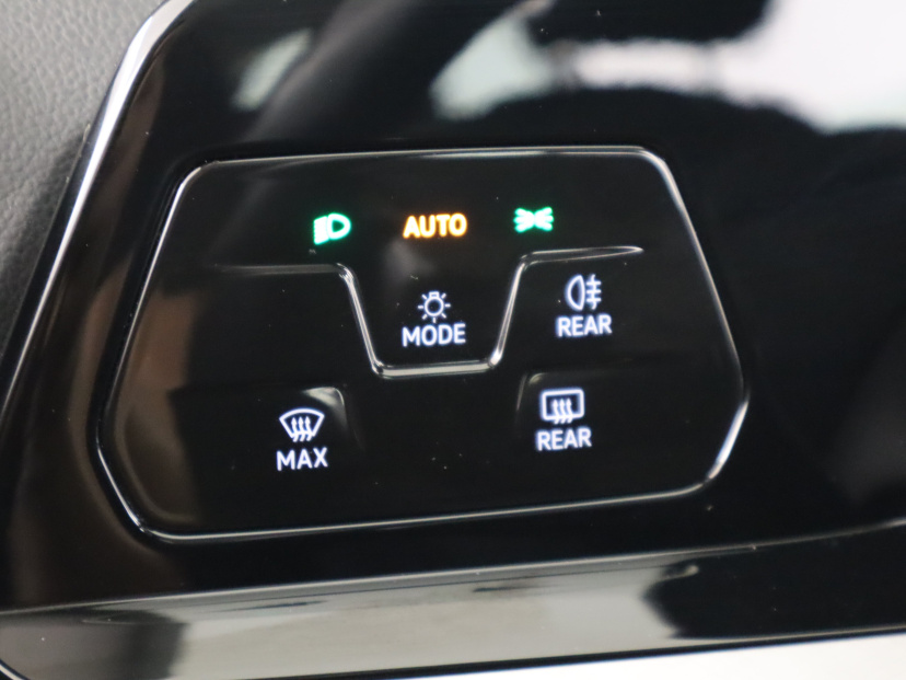 Volkswagen Golf, 2021