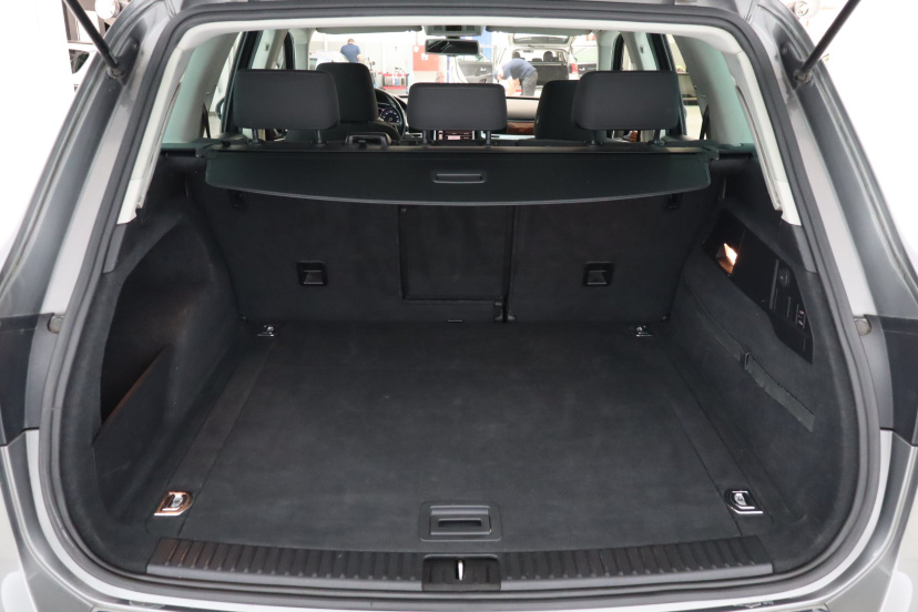 Volkswagen Touareg, 2010