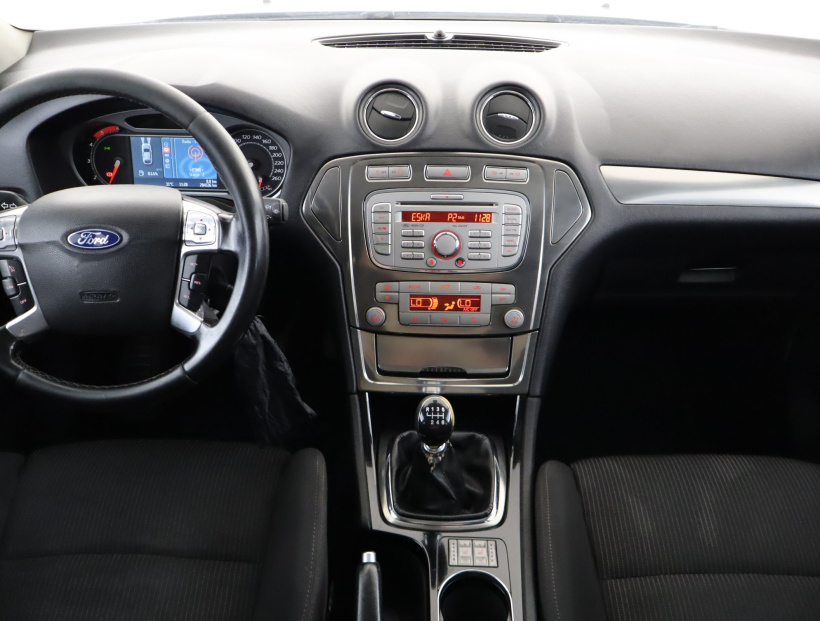 Ford Mondeo, 2009