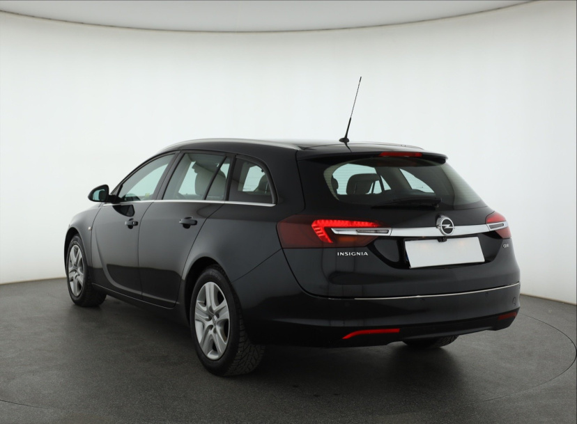 Opel Insignia, 2015