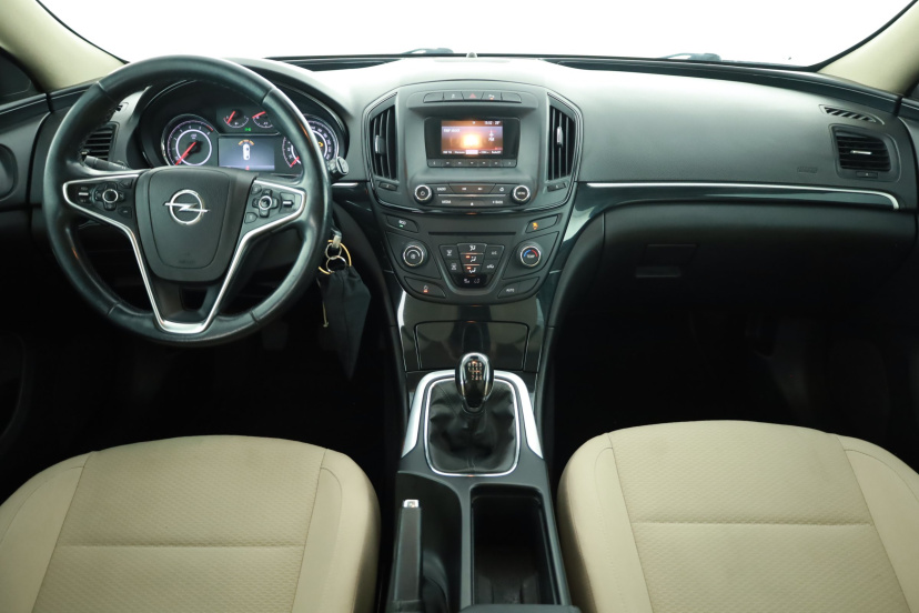 Opel Insignia, 2015