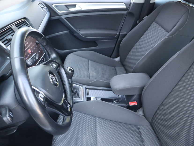 Volkswagen Golf, 2018
