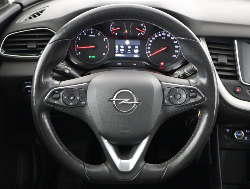 Opel Grandland, 2021