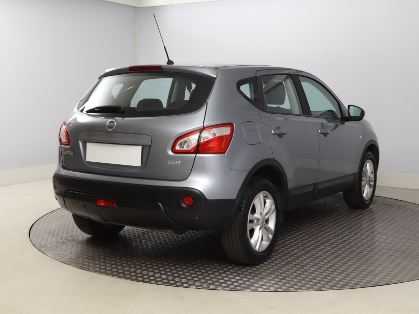 Nissan Qashqai, 2010