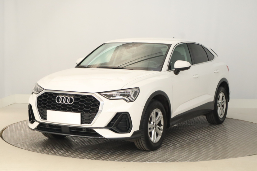 Audi Q3 Sportback, 2021