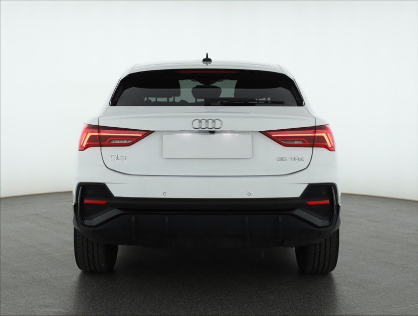 Audi Q3 Sportback, 2023