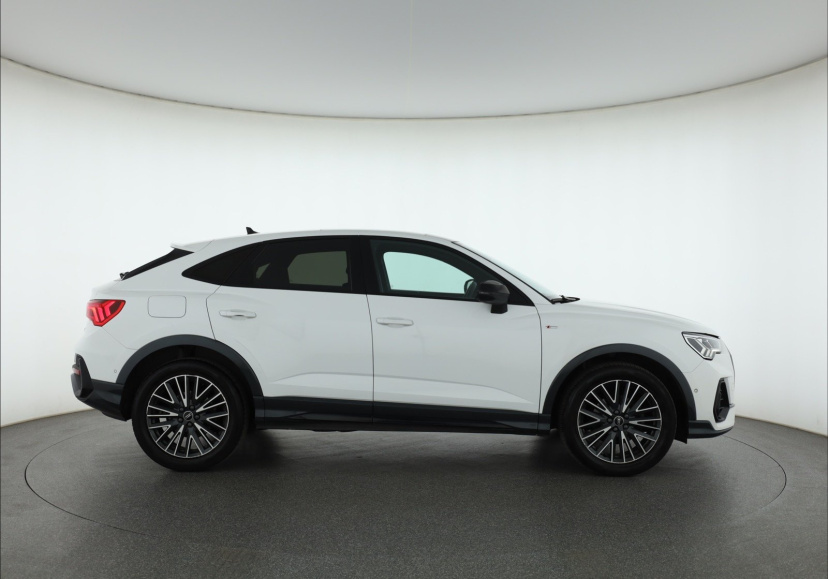 Audi Q3 Sportback, 2023
