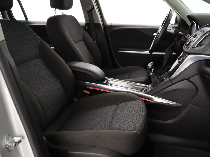Opel Zafira, 2015