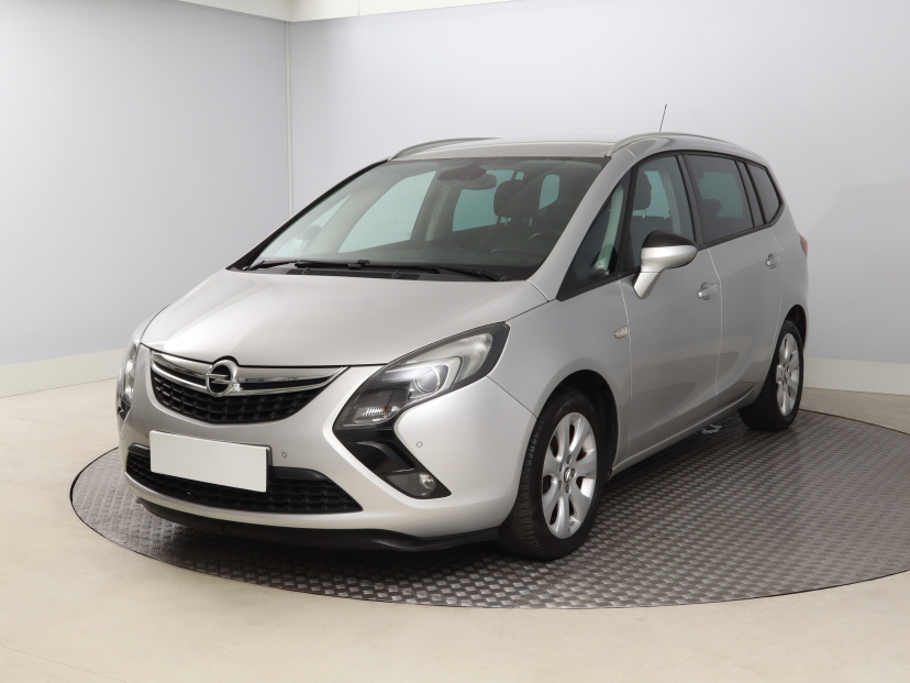 Opel Zafira, 2015