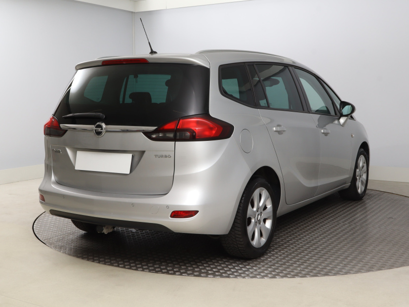 Opel Zafira, 2015
