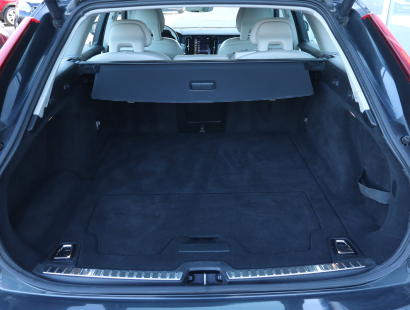 Volvo V90, 2017