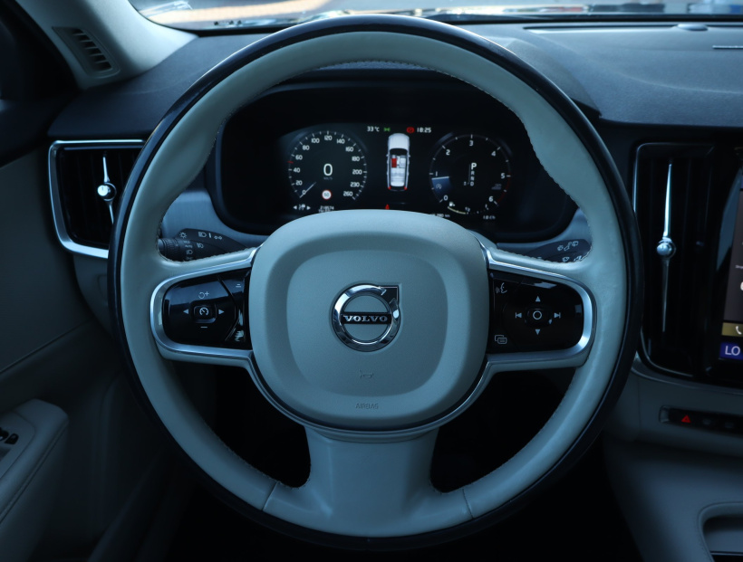 Volvo V90, 2017