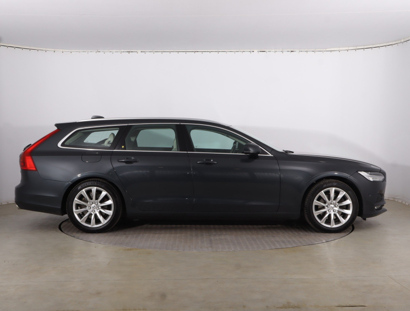 Volvo V90, 2017