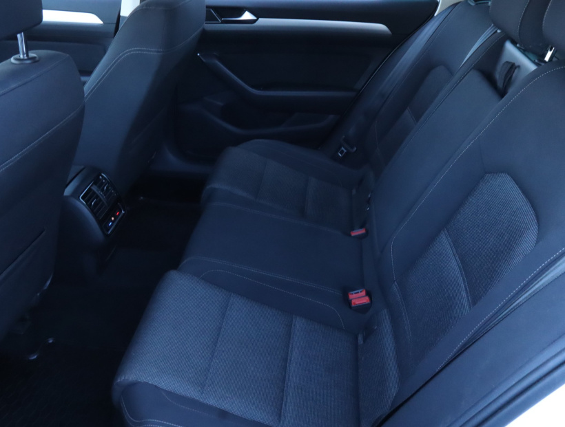 Volkswagen Passat, 2019