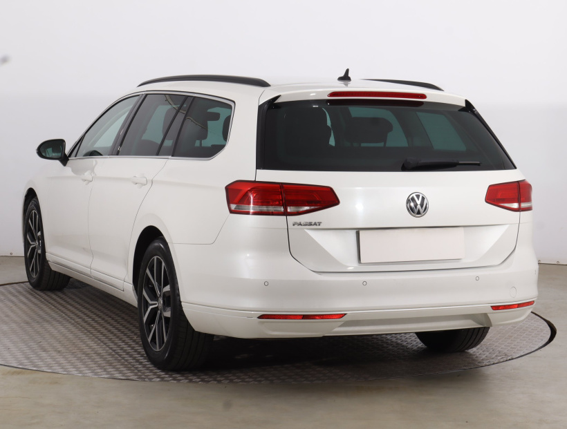 Volkswagen Passat, 2019