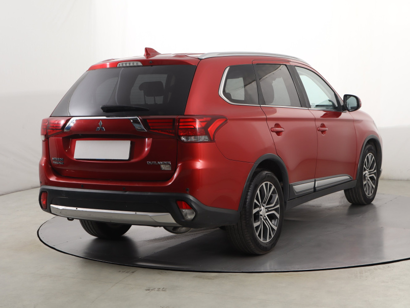 Mitsubishi Outlander, 2018