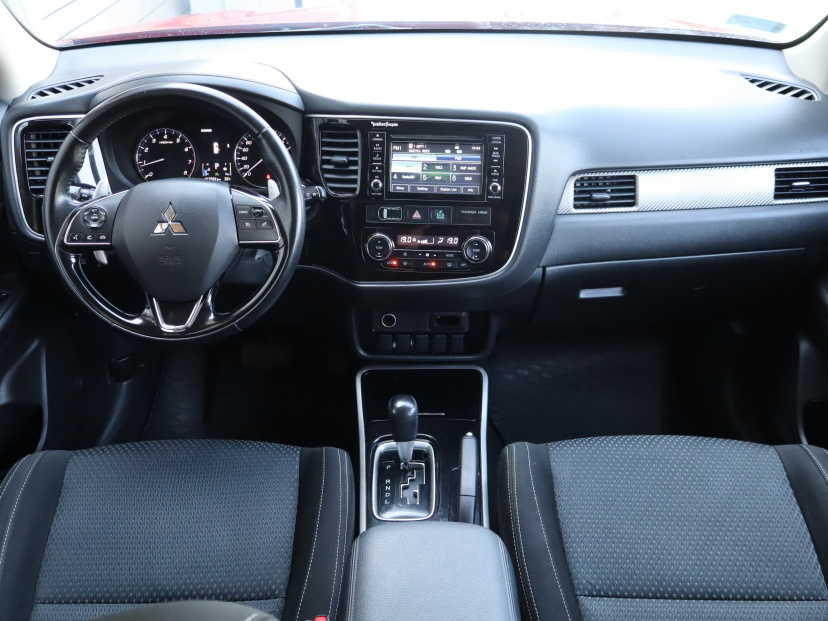 Mitsubishi Outlander, 2018
