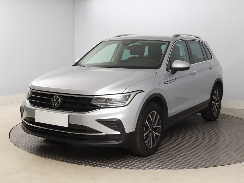 Volkswagen Tiguan, 2022