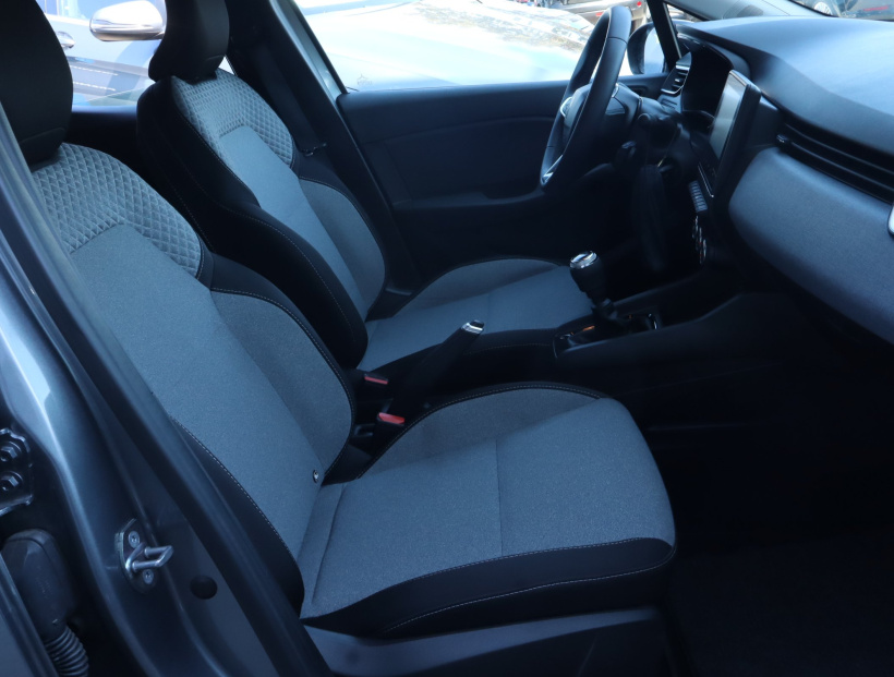 Renault Clio, 2024