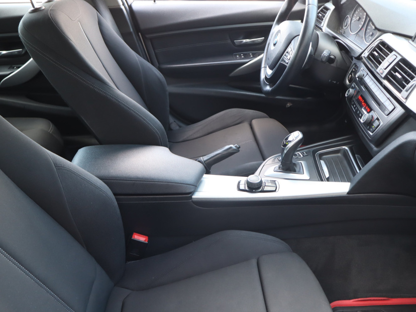 BMW 3, 2013