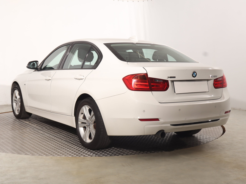 BMW 3, 2013