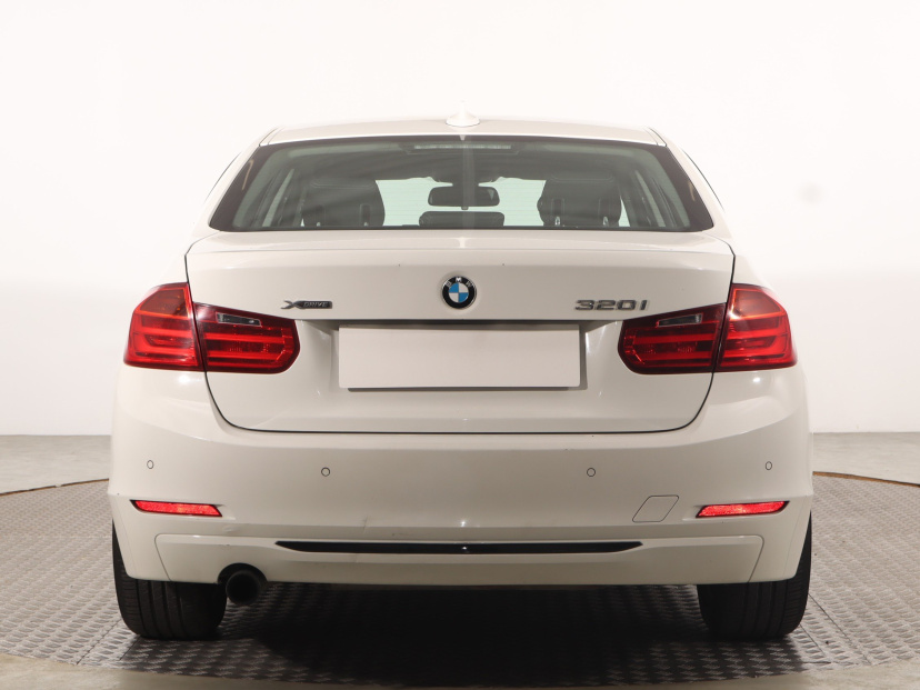 BMW 3, 2013