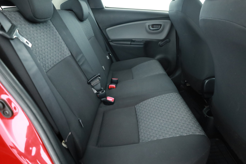 Toyota Yaris, 2015