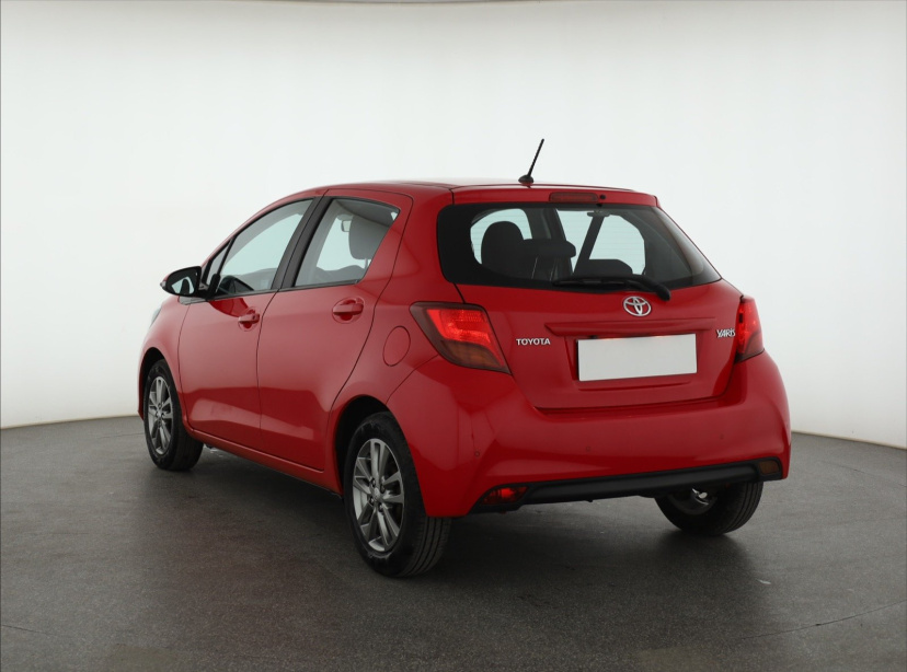Toyota Yaris, 2015