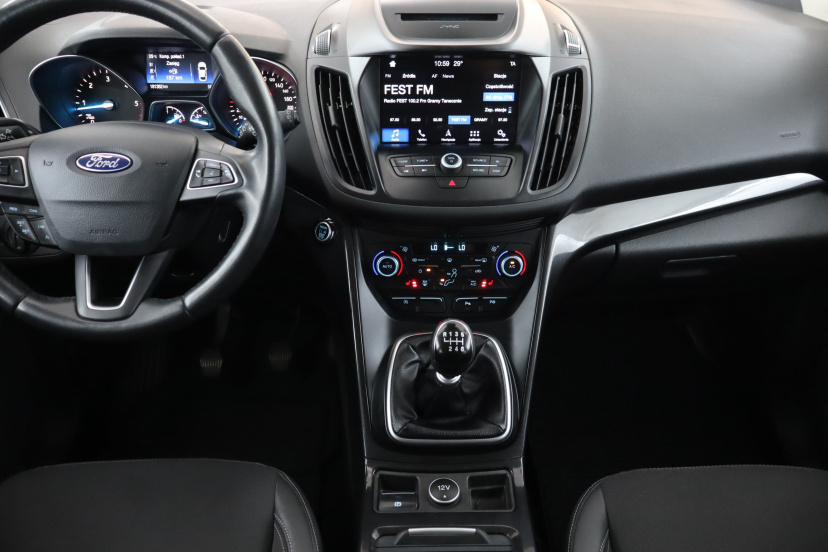 Ford Kuga, 2018