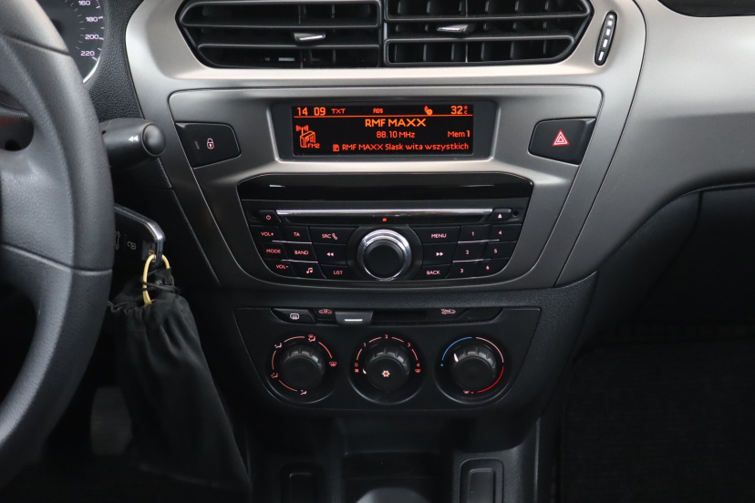 Peugeot 301, 2017