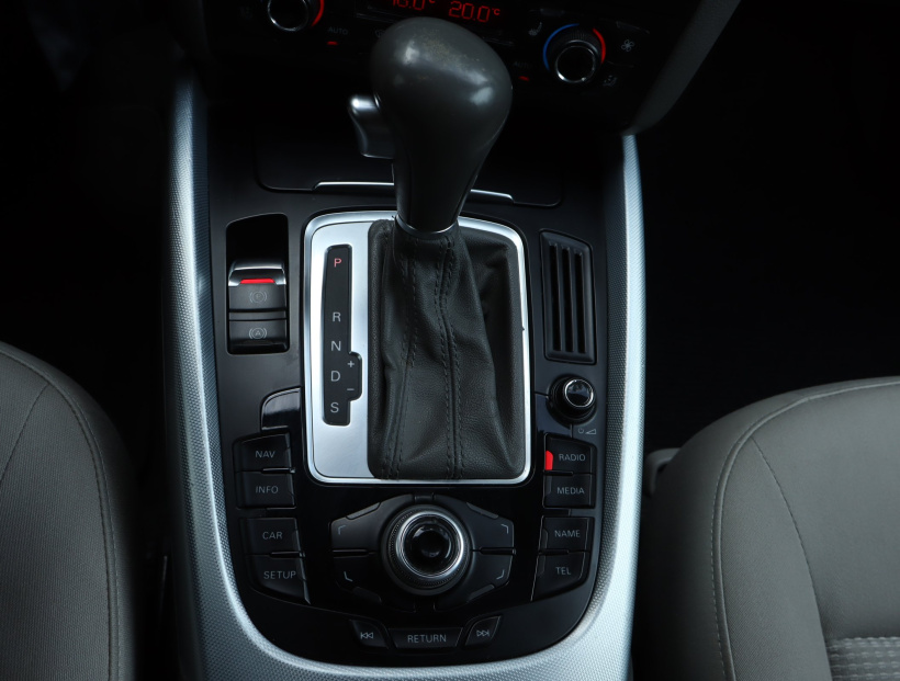 Audi Q5, 2011