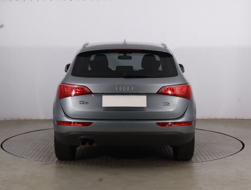 Audi Q5, 2011