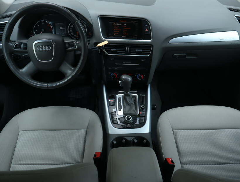 Audi Q5, 2011