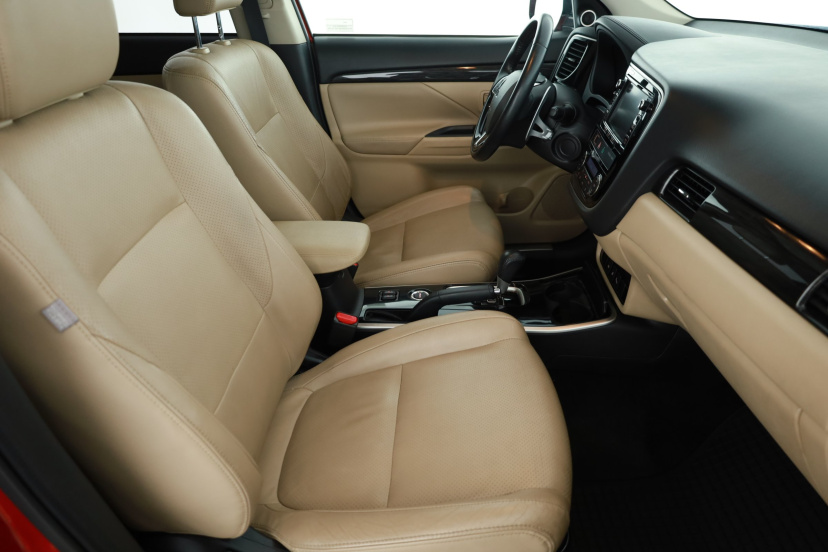 Mitsubishi Outlander, 2017