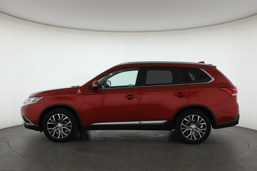 Mitsubishi Outlander, 2017