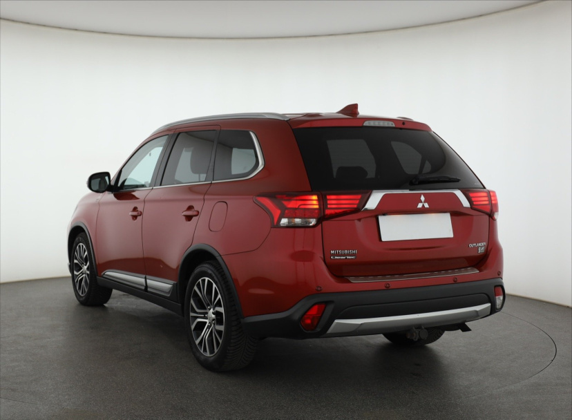 Mitsubishi Outlander, 2017
